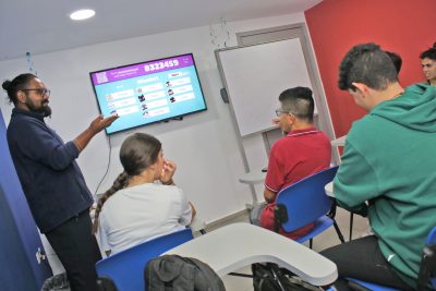 Cevamar prepara descuentos imperdibles para el Black Friday en sus programas de inglés