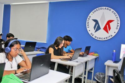 Aprende inglés en Cevamar con horarios flexibles y descuento