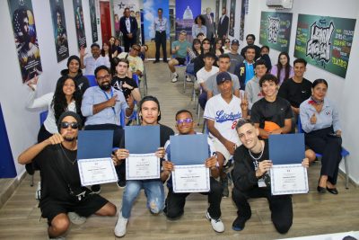 Flow total en Cevamar para celebrar el Día Internacional del Rap