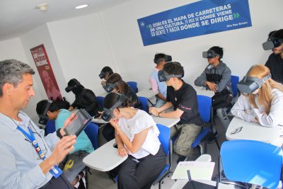 Domina el inglés con herramientas inteligentes en Cevamar