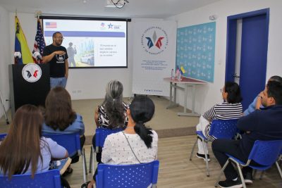 El rol de los padres como guías estratégicos en la ruta a la educación universitaria