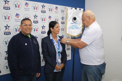 Directores de Cevamar reciben ‘Botón Foro Penal’ por su compromiso con los valores democráticos