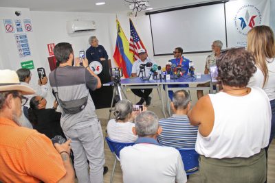 La impronta del norteamericano Mike Stewart guía el éxito internacional de Sergio Alonzo
